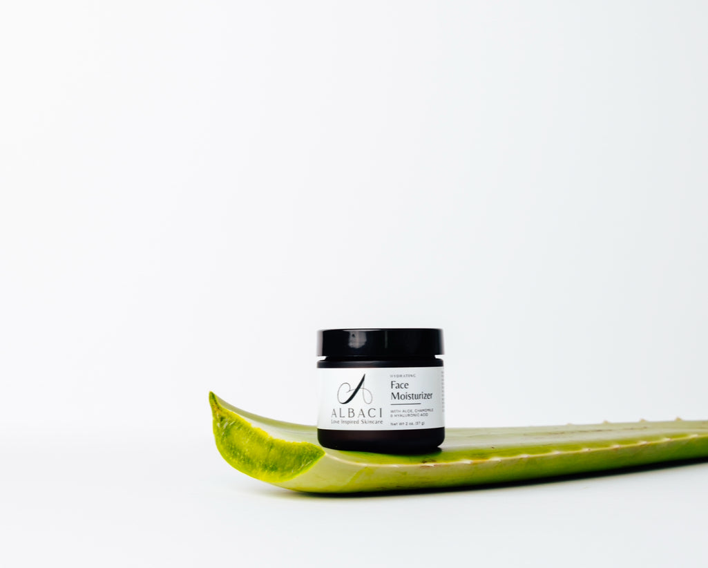 MEN’S VITAMIN C HYDRATING MOISTURIZER - Hyaluronic Acid, Chamomile Extract